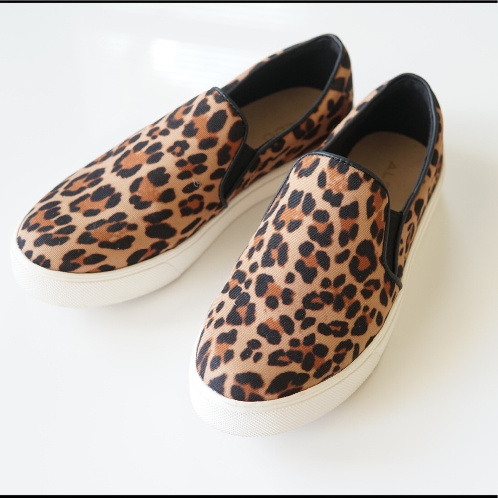 ALDO LEOPARD PRINT PLATFORM SLIP ON SNEAKER SIZE 6